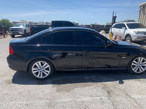 Used 2011 BMW 335i Sedan image 5