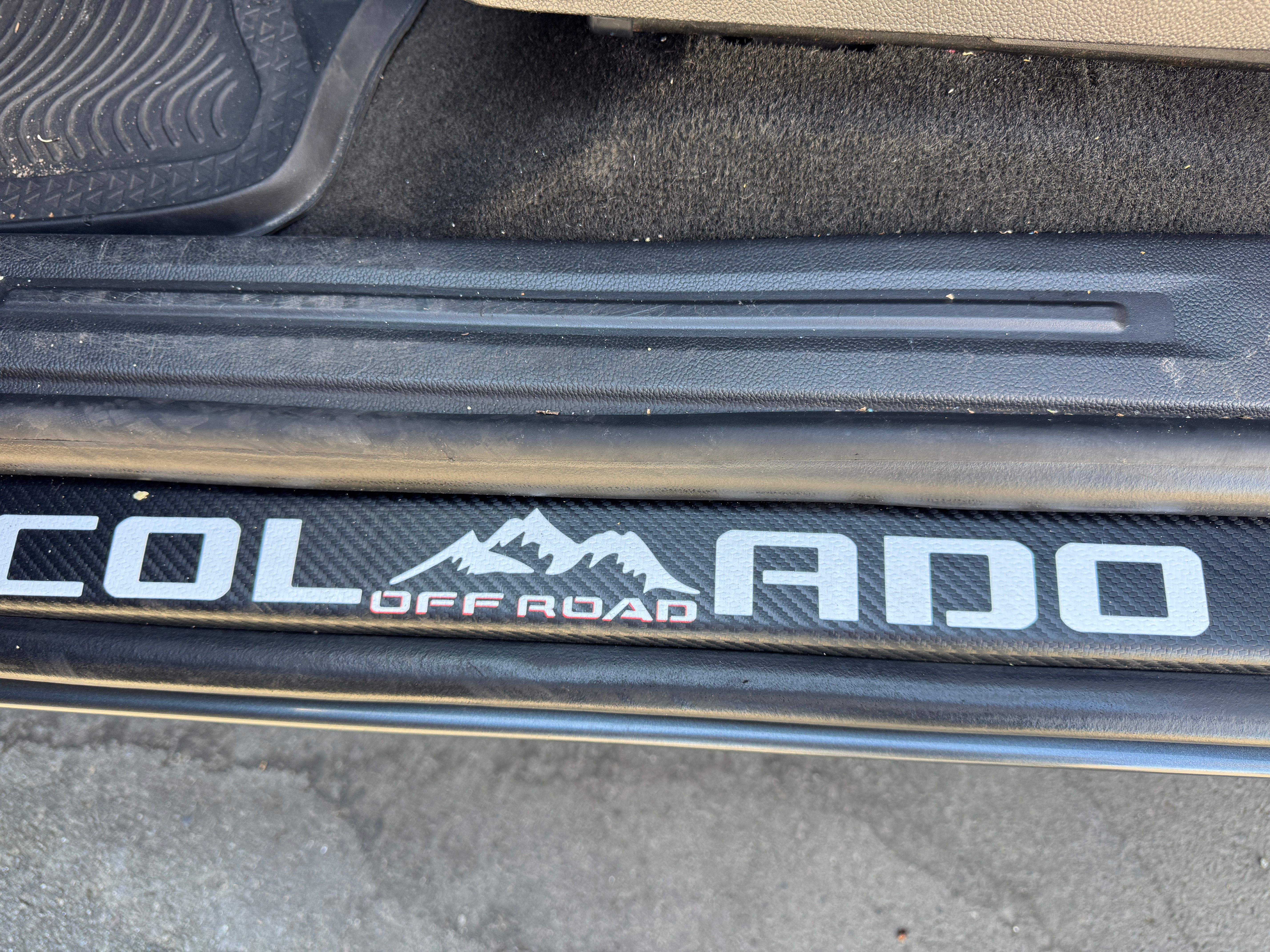 Used 2015 Chevrolet Colorado LT w/ LT Convenience Package RWD image 12