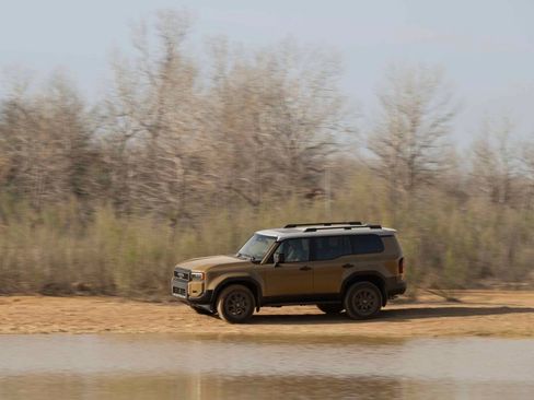 Used 2025 Toyota Land Cruiser w/ Premium Package AWD/4WD image 4
