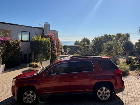 Used 2015 GMC Terrain SLE w/ Convenience Package image 4