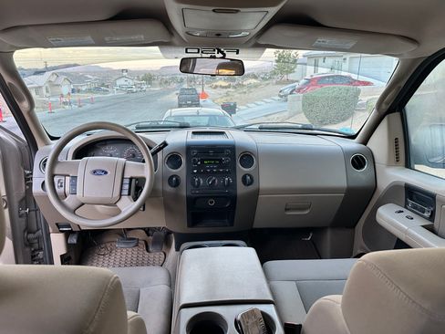 Used 2006 Ford F150 XLT AWD/4WD image 7
