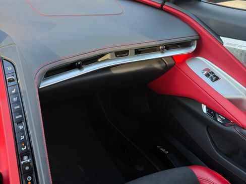 Used 2023 Chevrolet Corvette Stingray Preferred Conv w/ Z51 Performance Package image 15