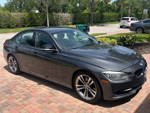 Used 2013 BMW 328i Sedan RWD image 1