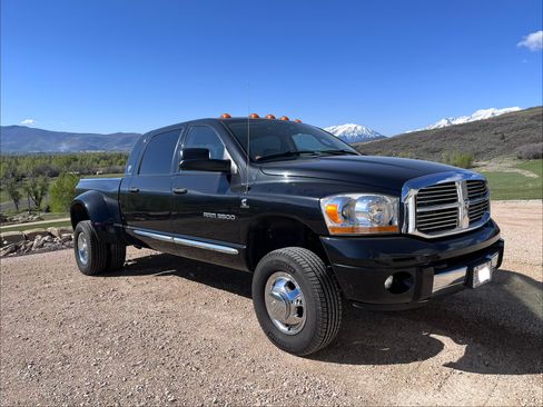Used 2006 Dodge Ram 3500 Truck Laramie w/ Protection Group AWD/4WD image 1