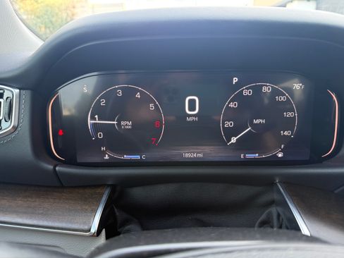 Used 2023 Jeep Grand Wagoneer L 4WD w/ Flexible Seating Group image 13