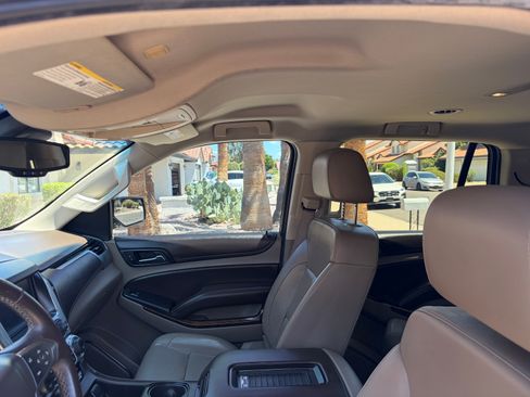 Used 2016 Chevrolet Tahoe LT w/ Luxury Package AWD/4WD image 19