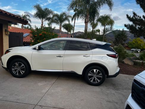 Used 2021 Nissan Murano S image 4