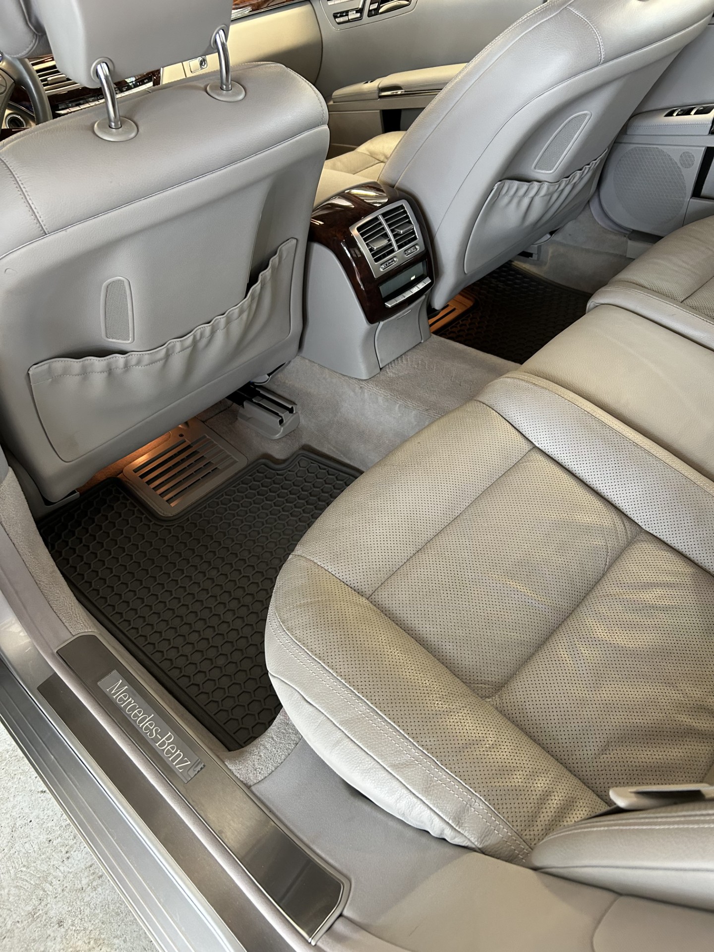 Used 2013 Mercedes-Benz S 550 image 18