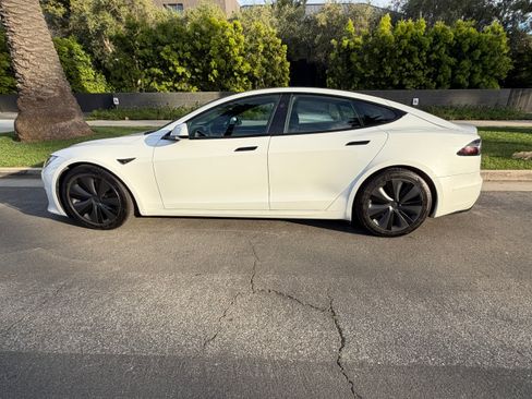 Used 2022 Tesla Model S Standard Range image 6