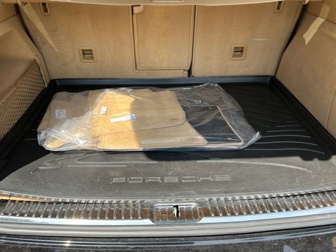 Used 2013 Porsche Cayenne image 9