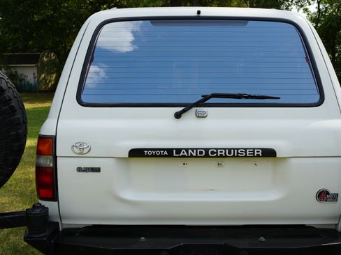 Used 1993 Toyota Land Cruiser image 9
