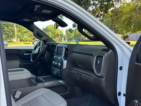 Used 2021 GMC Sierra 1500 SLT AWD/4WD image 7