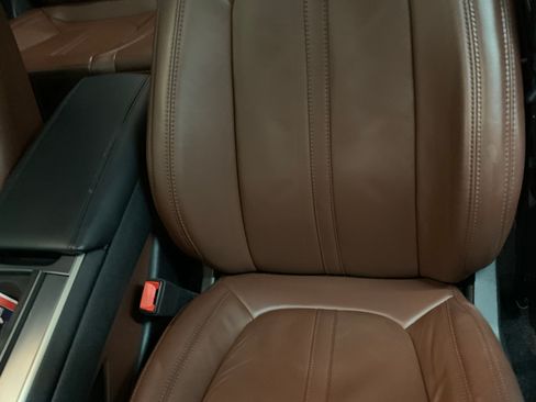 Used 2020 Lincoln MKZ Reserve w/ Elements Package image 12