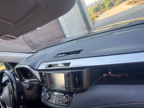 Used 2017 Toyota RAV4 Limited AWD/4WD image 15