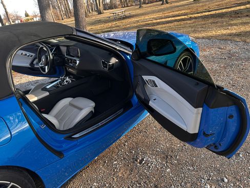Used 2019 BMW Z4 sDrive30i image 15