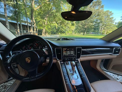 Used 2016 Porsche Panamera Edition RWD image 12