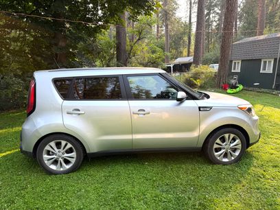 Used 2015 Kia Soul + w/ Audio Package