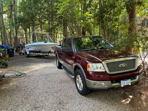 Used 2004 Ford F150 Lariat image 11