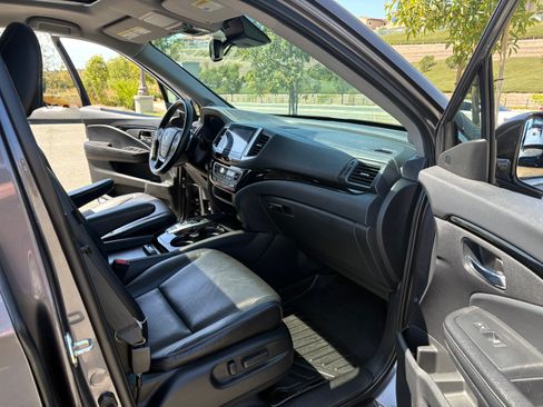 Used 2020 Honda Ridgeline RTL-E image 13