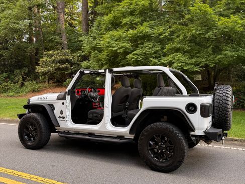 Used 2021 Jeep Wrangler Unlimited Sport AWD/4WD image 5