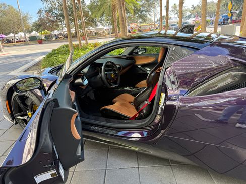 Used 2022 Ferrari SF90 Stradale image 10