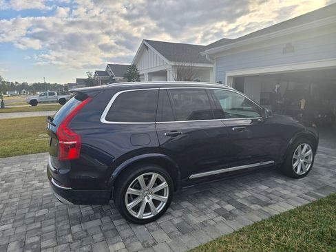 Used 2019 Volvo XC90 T6 Inscription w/ Luxury Package image 11