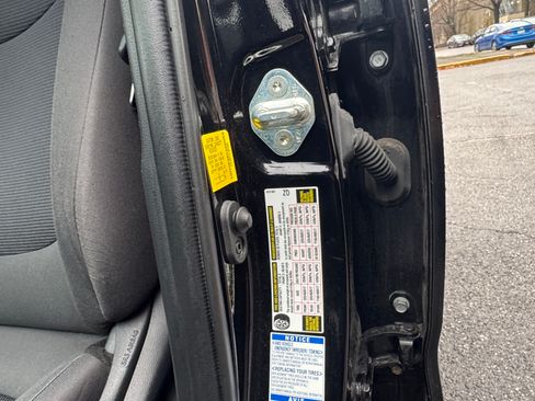 Used 2020 Toyota RAV4 LE image 13