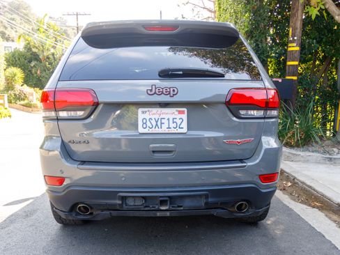 Used 2020 Jeep Grand Cherokee Trailhawk w/ Trailhawk Luxury Group image 4