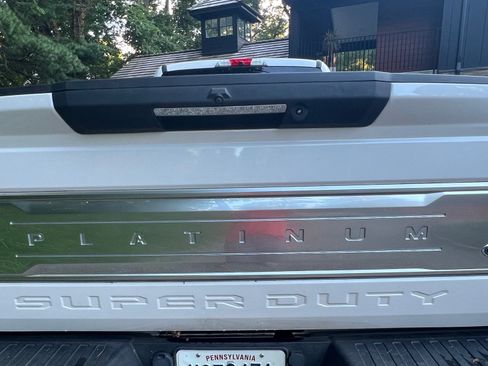Used 2019 Ford F450 Platinum w/ Platinum Ultimate Package AWD/4WD image 6