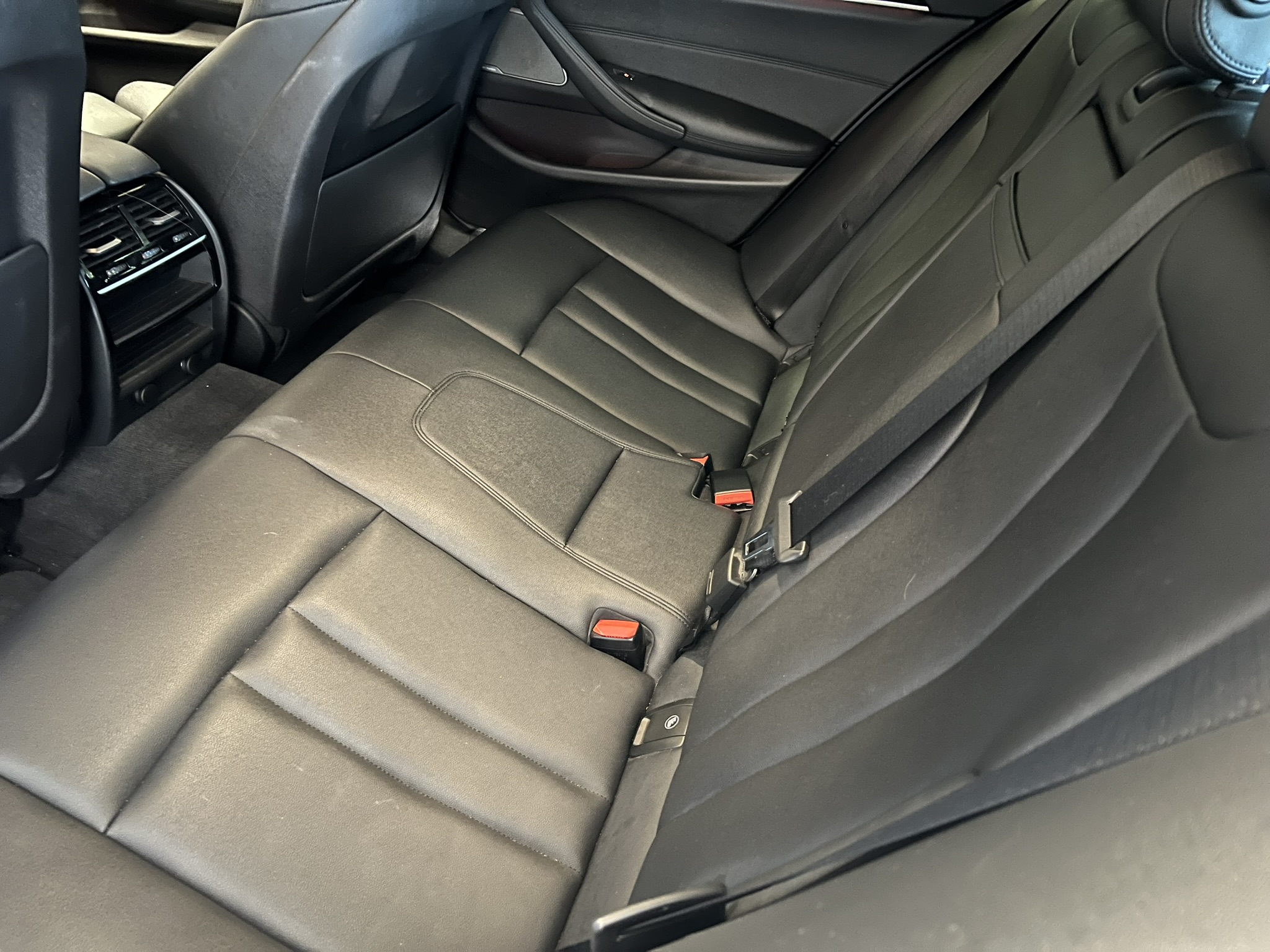 Used 2018 BMW 530i w/ Premium Package RWD image 19