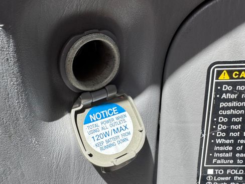 Used 2007 Toyota Land Cruiser image 21