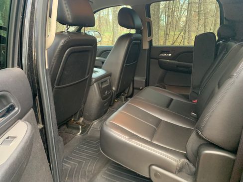 Used 2010 GMC Sierra 1500 SLT w/ All-Terrain Package image 12