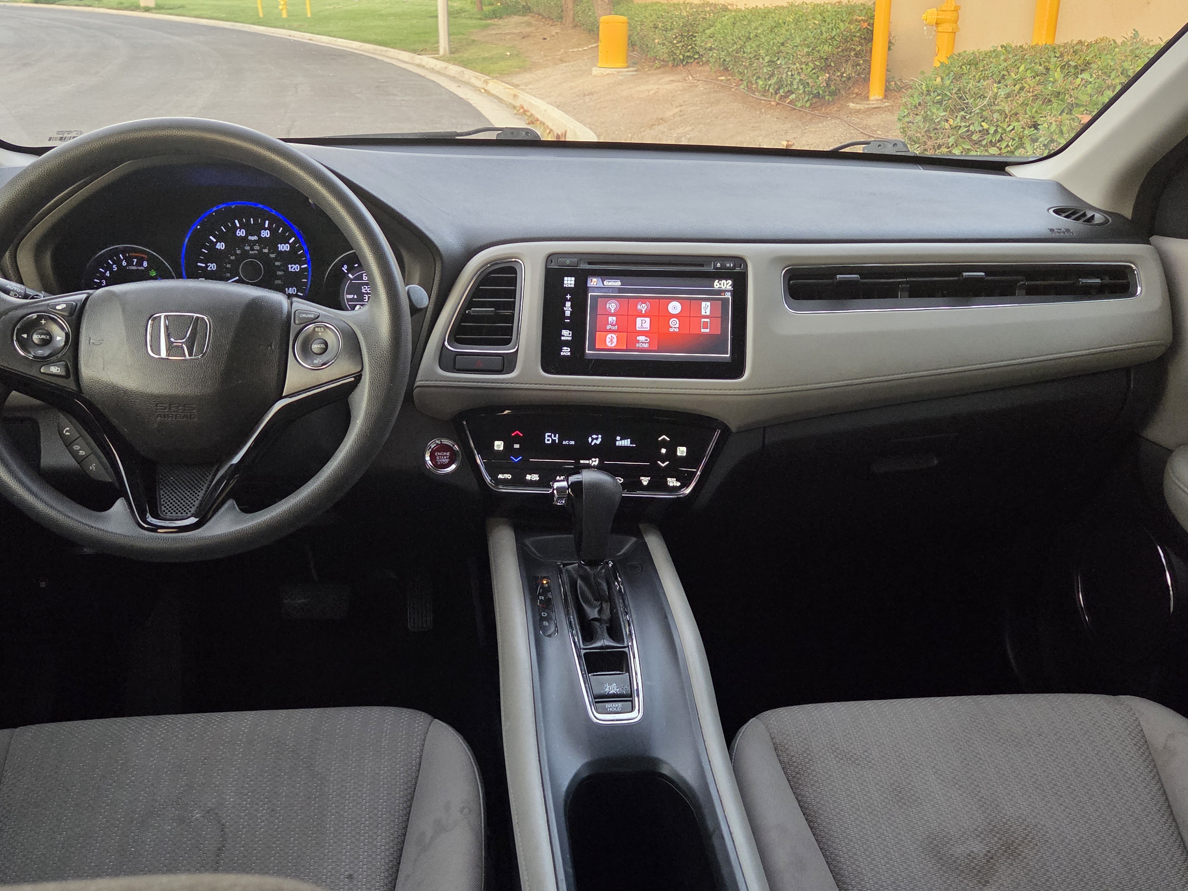 Used 2018 Honda HR-V EX image 6