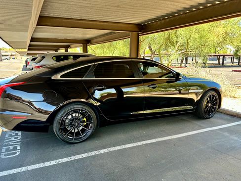 Used 2014 Jaguar XJ L Portfolio image 15