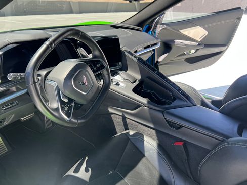 Used 2023 Chevrolet Corvette Stingray Preferred Cpe w/ 2LT image 21