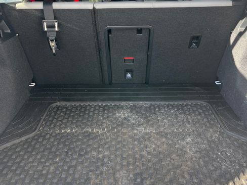 Used 2021 Volkswagen ID.4 Pro S image 7