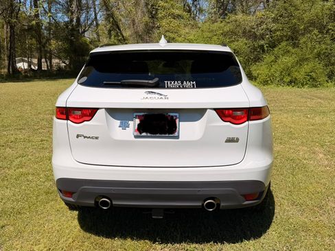 Used 2017 Jaguar F-PACE Prestige AWD/4WD image 9