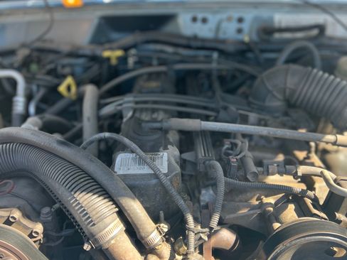 Used 1998 Jeep Cherokee Sport image 11