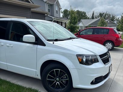Used 2018 Dodge Grand Caravan SE
