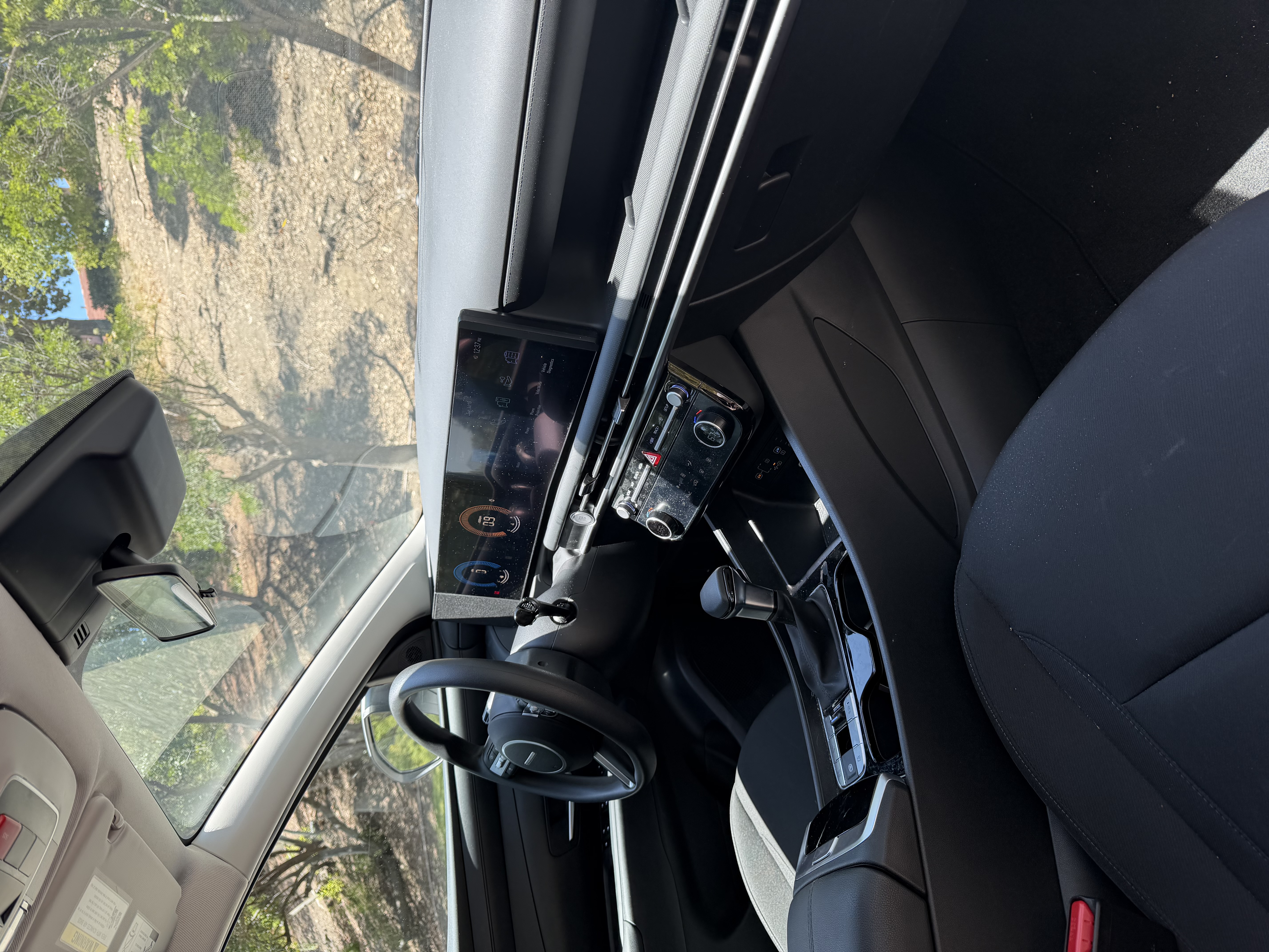 Used 2025 Hyundai Tucson SEL FWD image 19