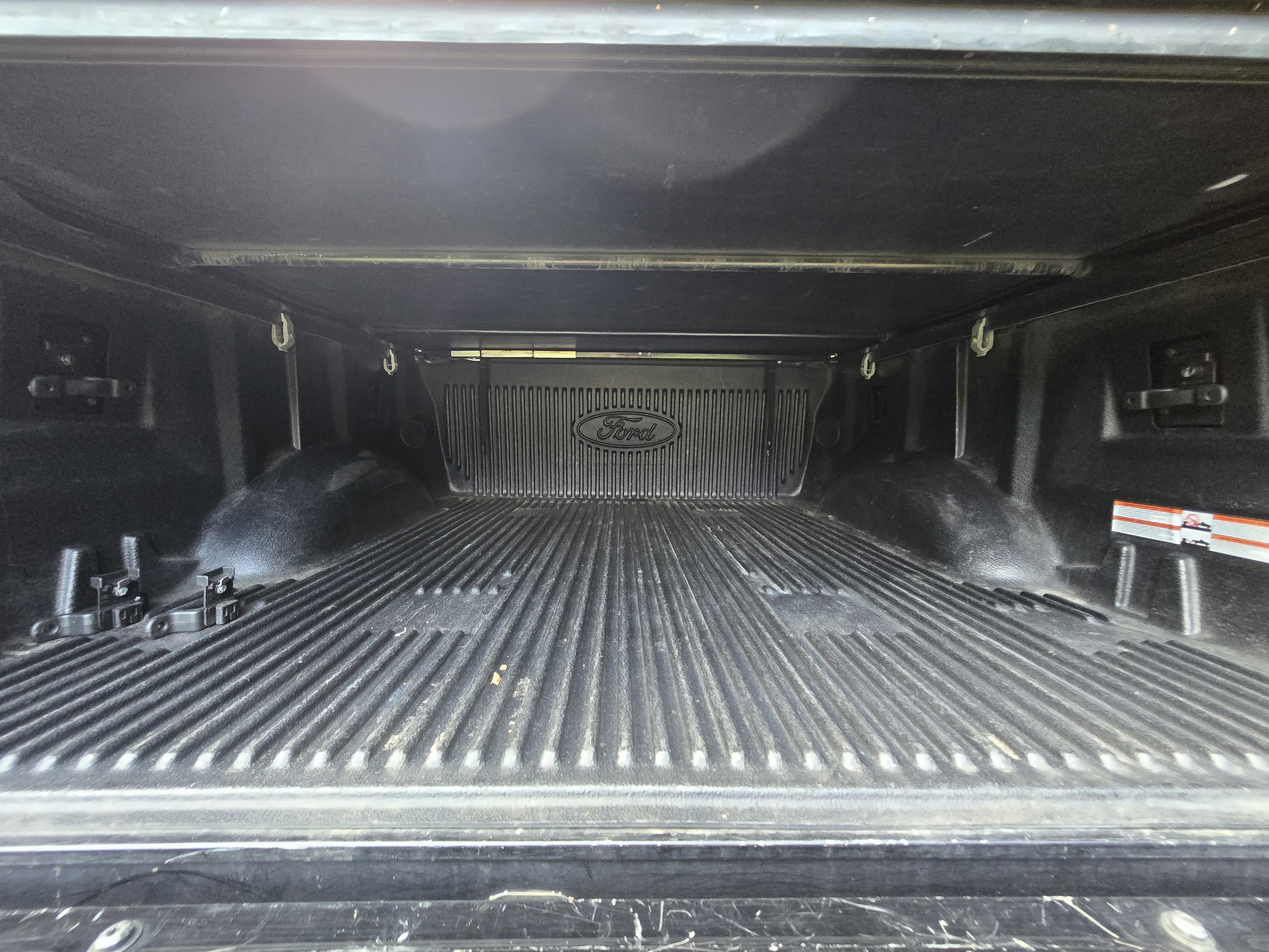 Used 2016 Ford F150 XLT w/ Equipment Group 302A Luxury AWD/4WD image 19