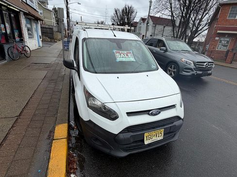 Used 2018 Ford Transit Connect XL image 1