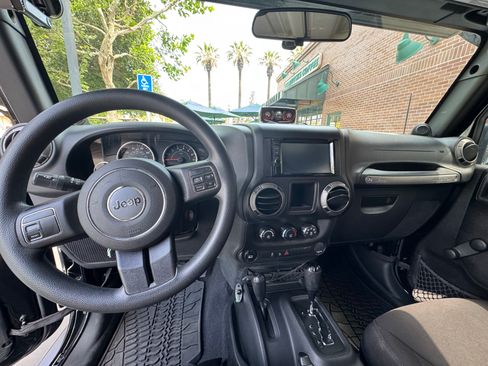Used 2013 Jeep Wrangler Unlimited Sport AWD/4WD image 5