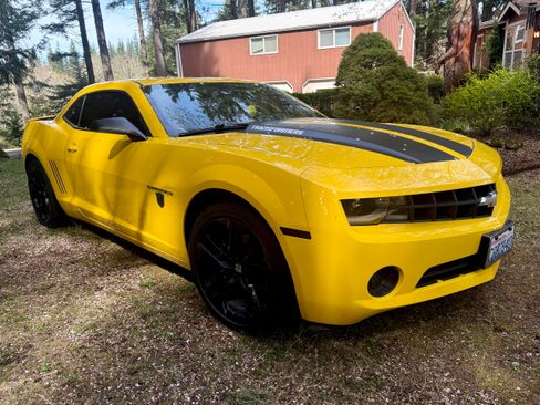 Used 2012 Chevrolet Camaro LS image 4