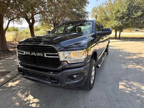 Used 2019 RAM 3500 Big Horn AWD/4WD image 1