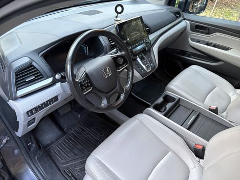 Used 2018 Honda Odyssey EX-L image 11