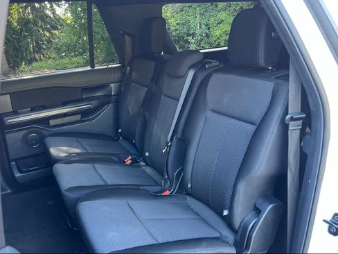 Used 2020 Ford Expedition Max XLT image 14