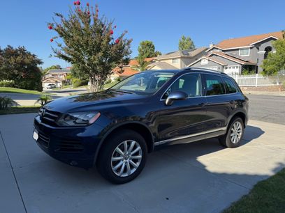 Used 2011 Volkswagen Touareg Executive