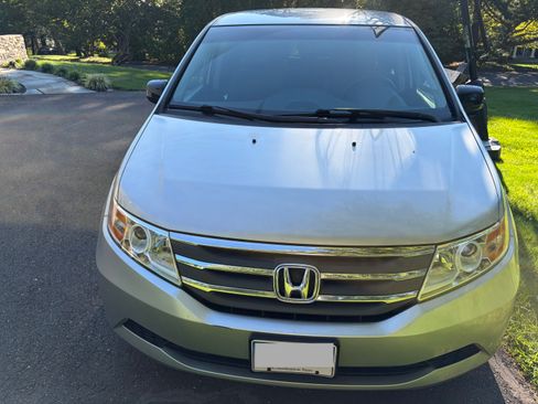 Used 2012 Honda Odyssey EX image 4