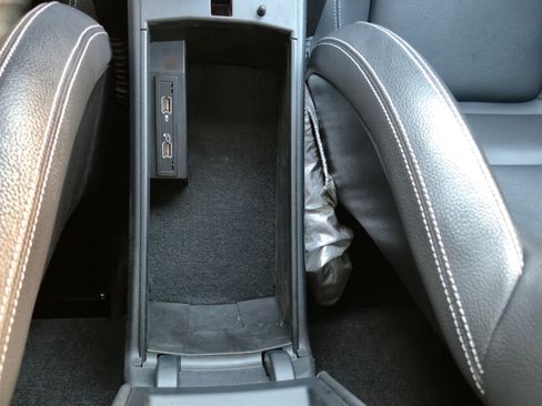 Used 2019 Mercedes-Benz SLC 300 image 23